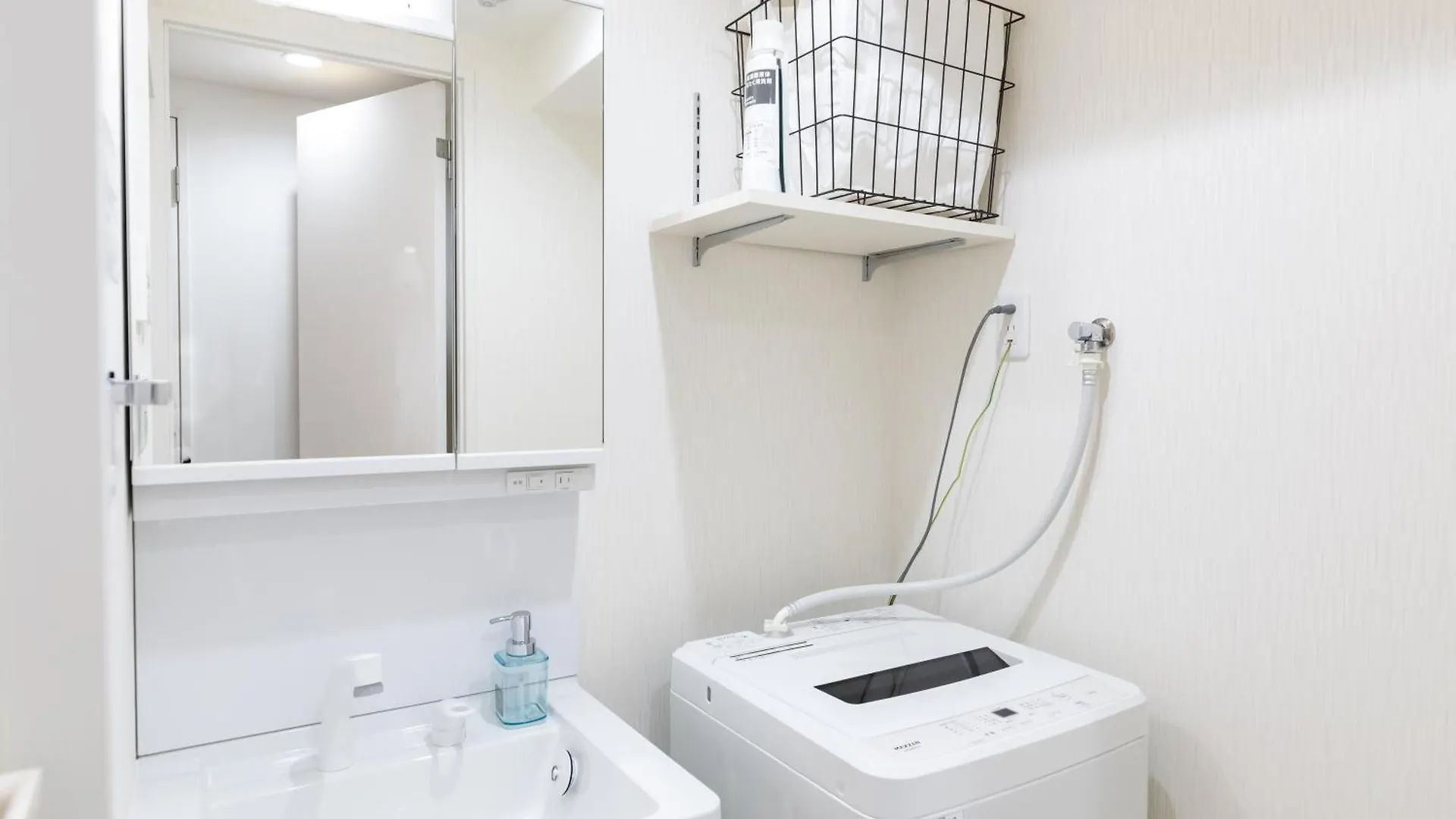 Apartment Primavera Namba Minami Osaka Japan